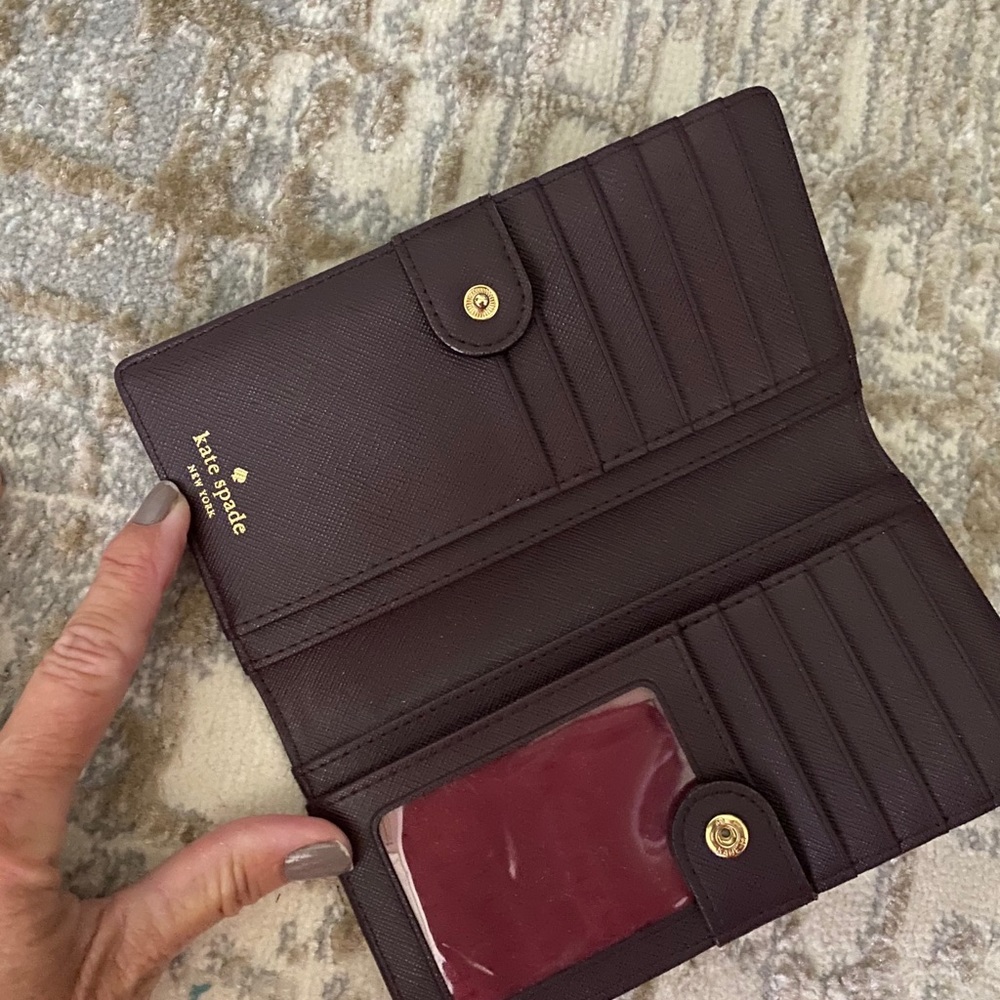 COPY - Kate Spade NWOT Slim Bifold Wallet - Picture 3 of 4